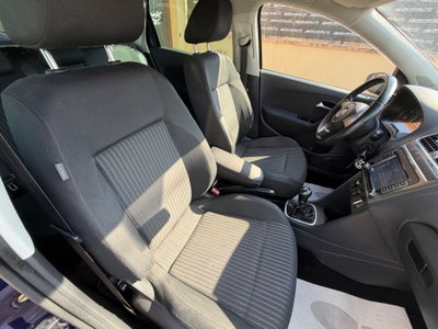Volkswagen Polo 1.6 TDI 90CV DPF 5 porte Highline (12)