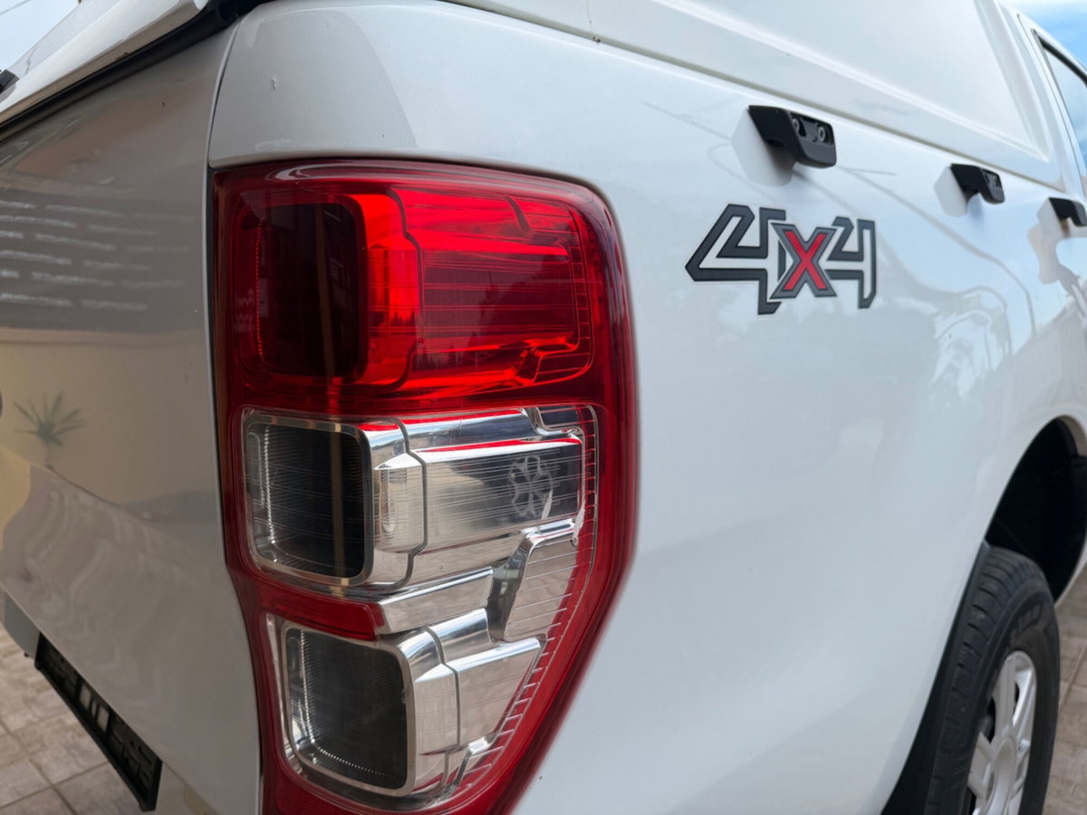 Ford Ranger Pick-up Ranger 2.2 TDCi Super Cab XL 4pt. (5)