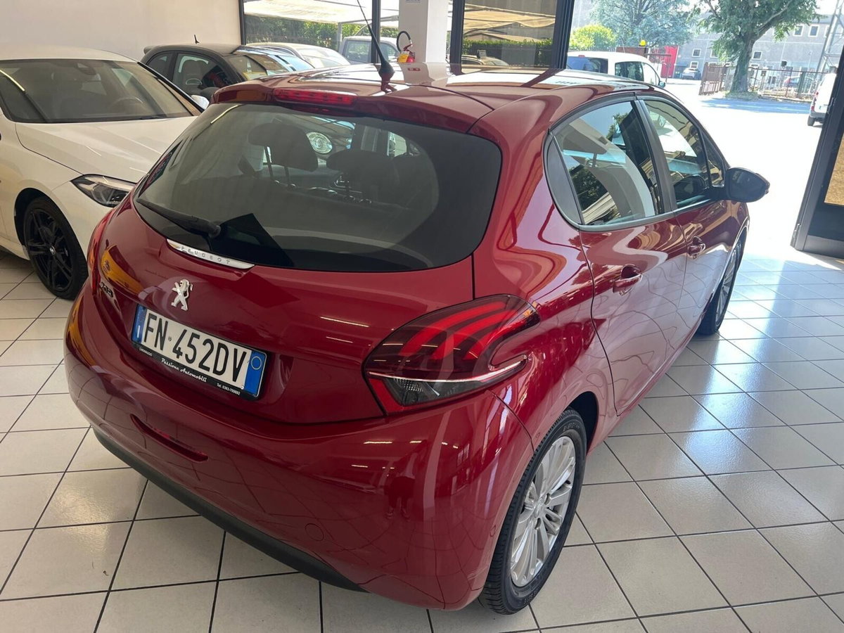 Peugeot 208 82 5 porte Allure (4)