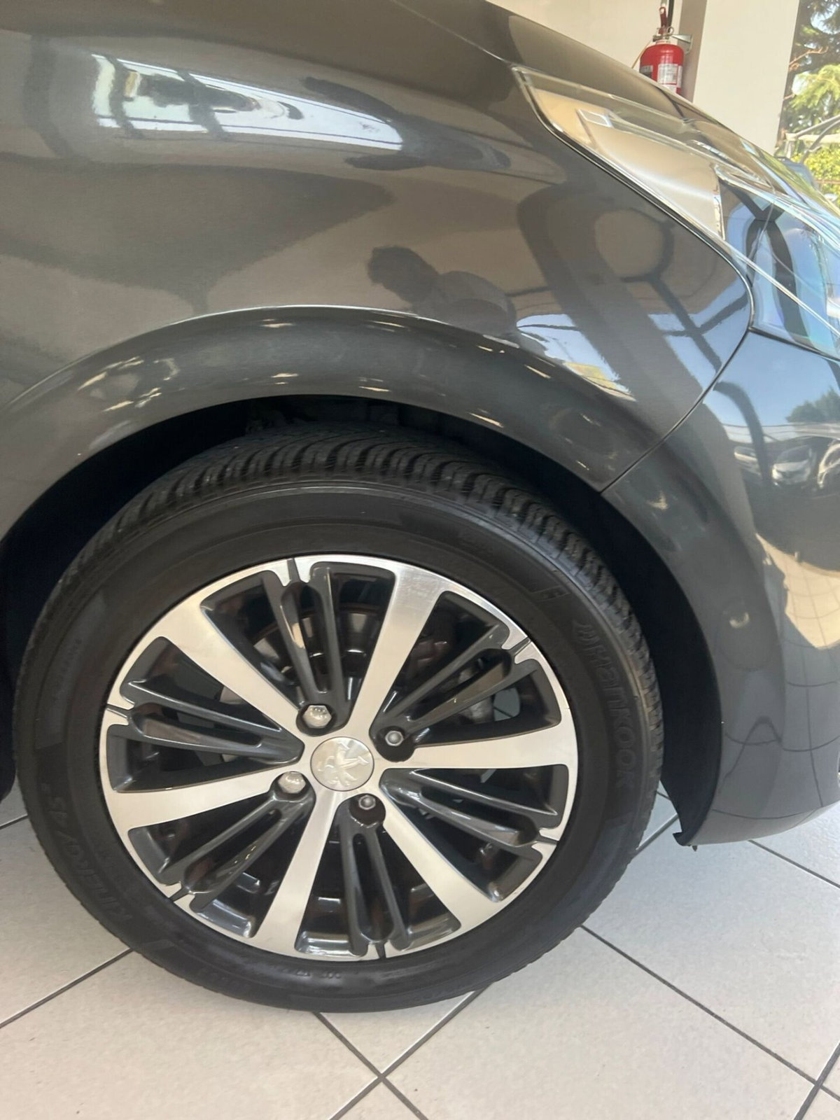 Peugeot 208 82 5 porte Allure (7)