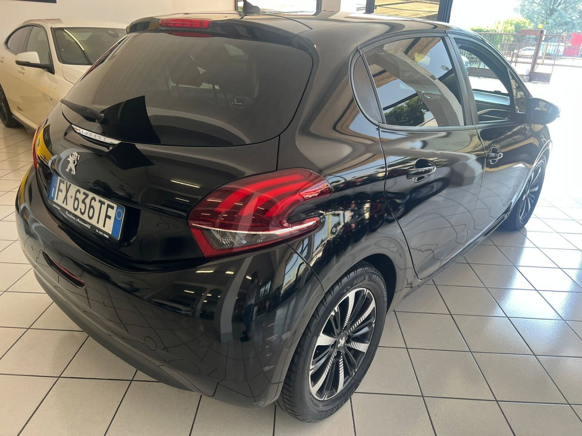 Peugeot 208 BlueHDi 100 Stop&Start 5 porte Allure (4)