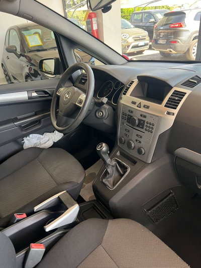 Opel Zafira 1.7 CDTI 110CV Cosmo (14)