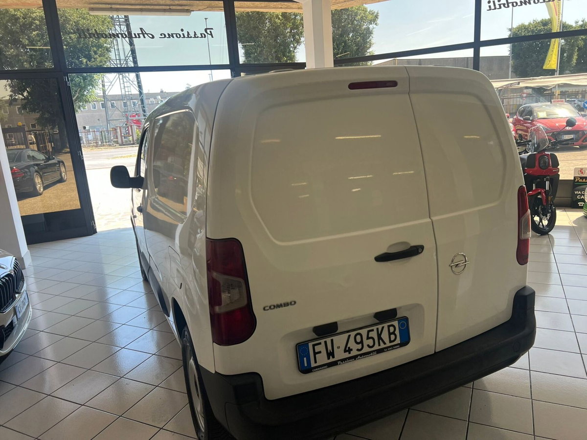 Opel Combo Furgone Cargo 1.6 Diesel PC 650kg (7)