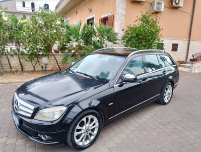 Mercedes-Benz Classe C Station Wagon 220 CDI BlueEFFICIENCY Avantgarde AMG (2)