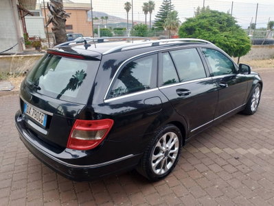 Mercedes-Benz Classe C Station Wagon 220 CDI BlueEFFICIENCY Avantgarde AMG (5)