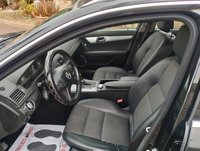 Mercedes-Benz Classe C Station Wagon 220 CDI BlueEFFICIENCY Avantgarde AMG (7)