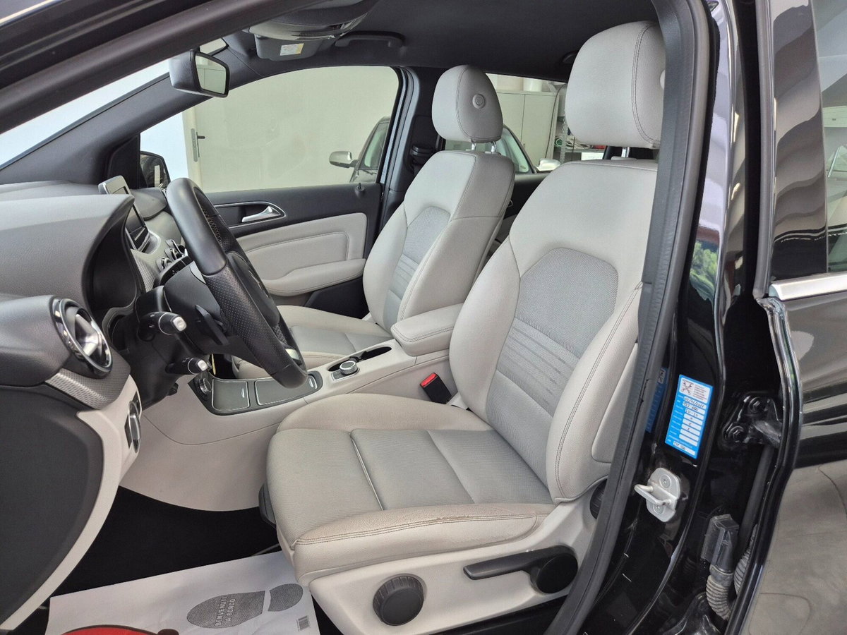 Mercedes-Benz Classe B 180 d Automatic Premium (6)