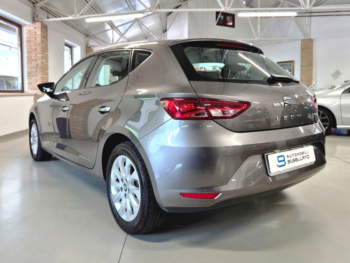 SEAT Leon 1.6 TDI 110 CV 5p. Start/Stop Style (15)