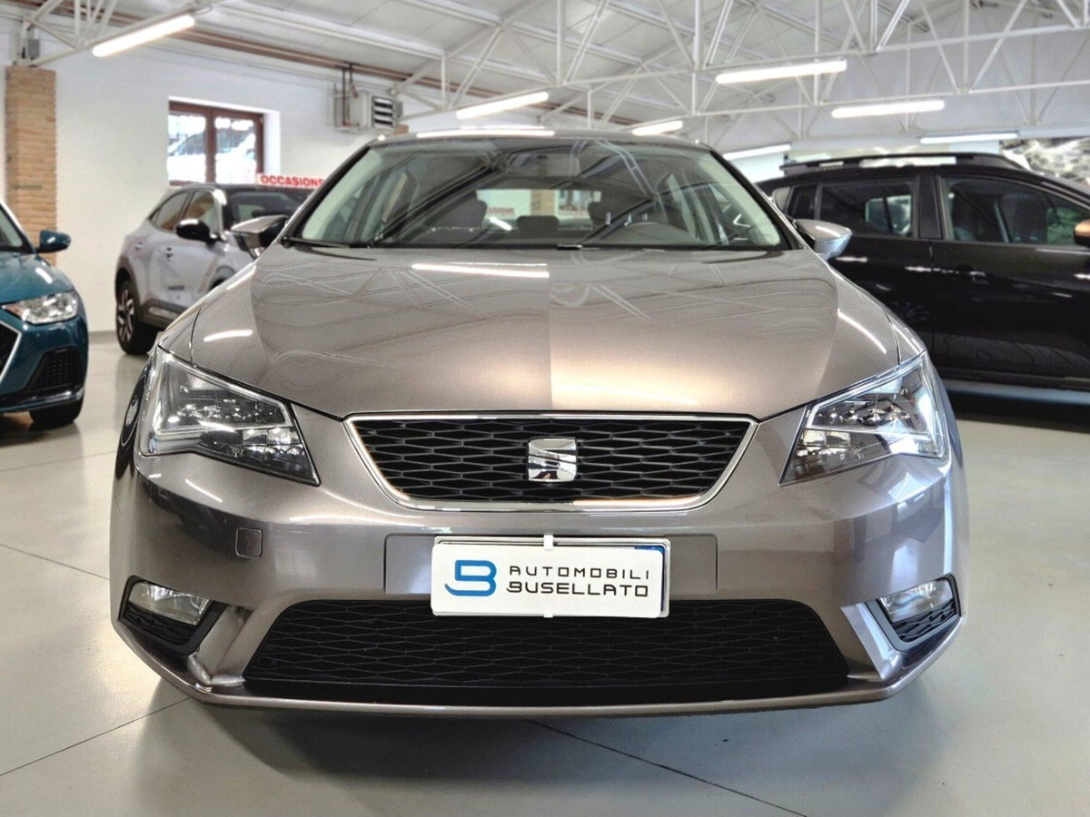 SEAT Leon 1.6 TDI 110 CV 5p. Start/Stop Style (2)