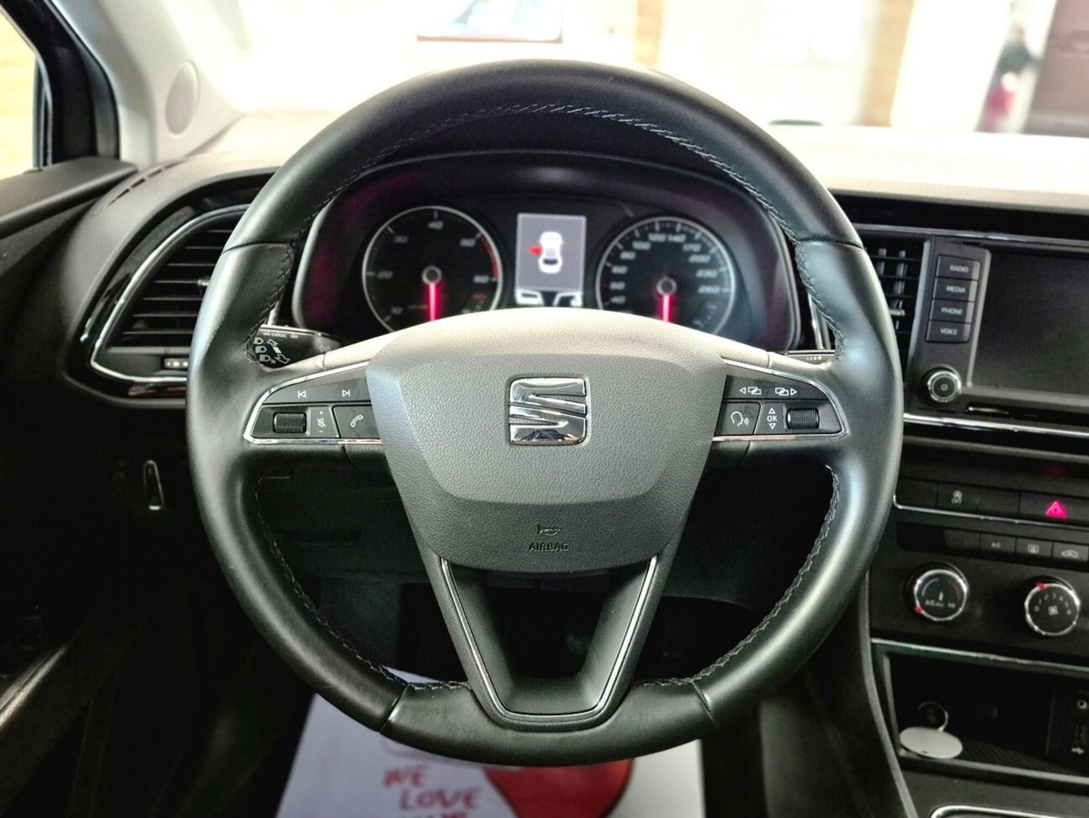 SEAT Leon 1.6 TDI 110 CV 5p. Start/Stop Style (4)