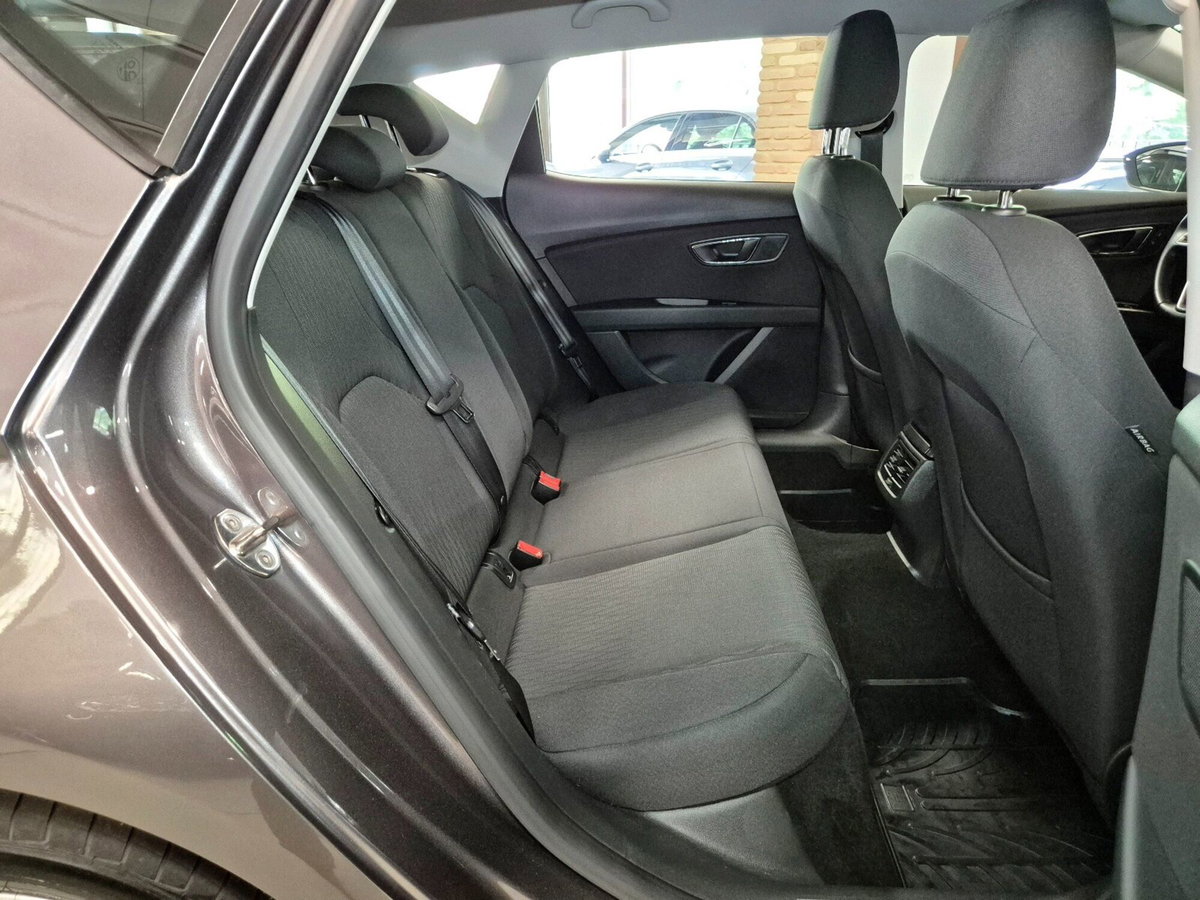 SEAT Leon 1.6 TDI 110 CV 5p. Start/Stop Style (8)