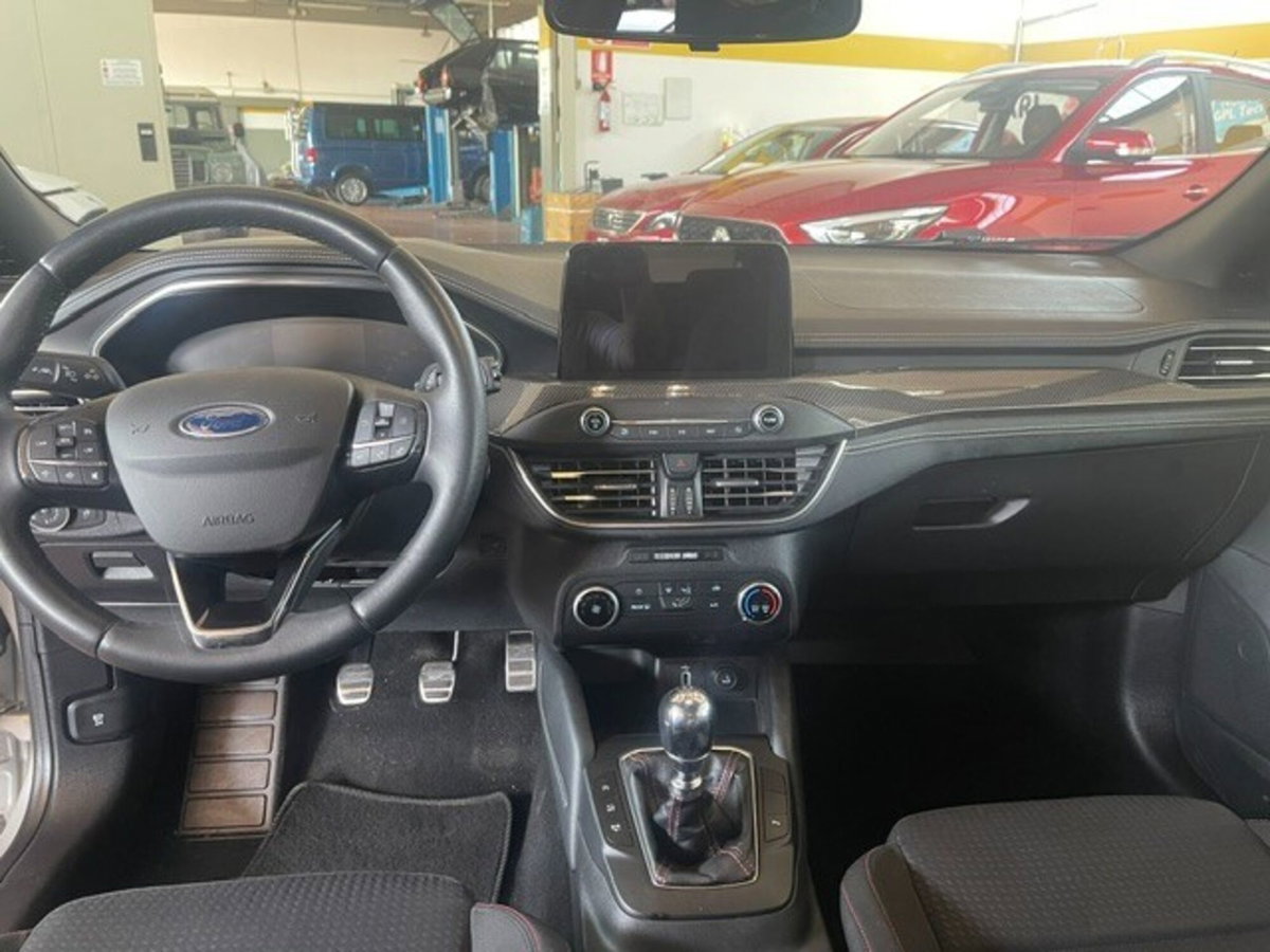 Ford Focus 1.0 EcoBoost 125 CV 5p. ST-Line (10)