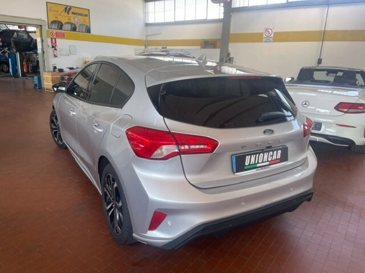 Ford Focus 1.0 EcoBoost 125 CV 5p. ST-Line (4)