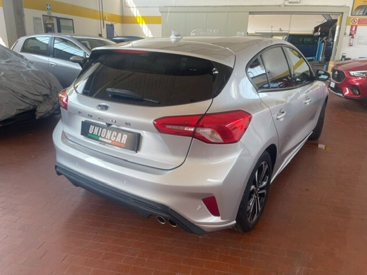 Ford Focus 1.0 EcoBoost 125 CV 5p. ST-Line (6)