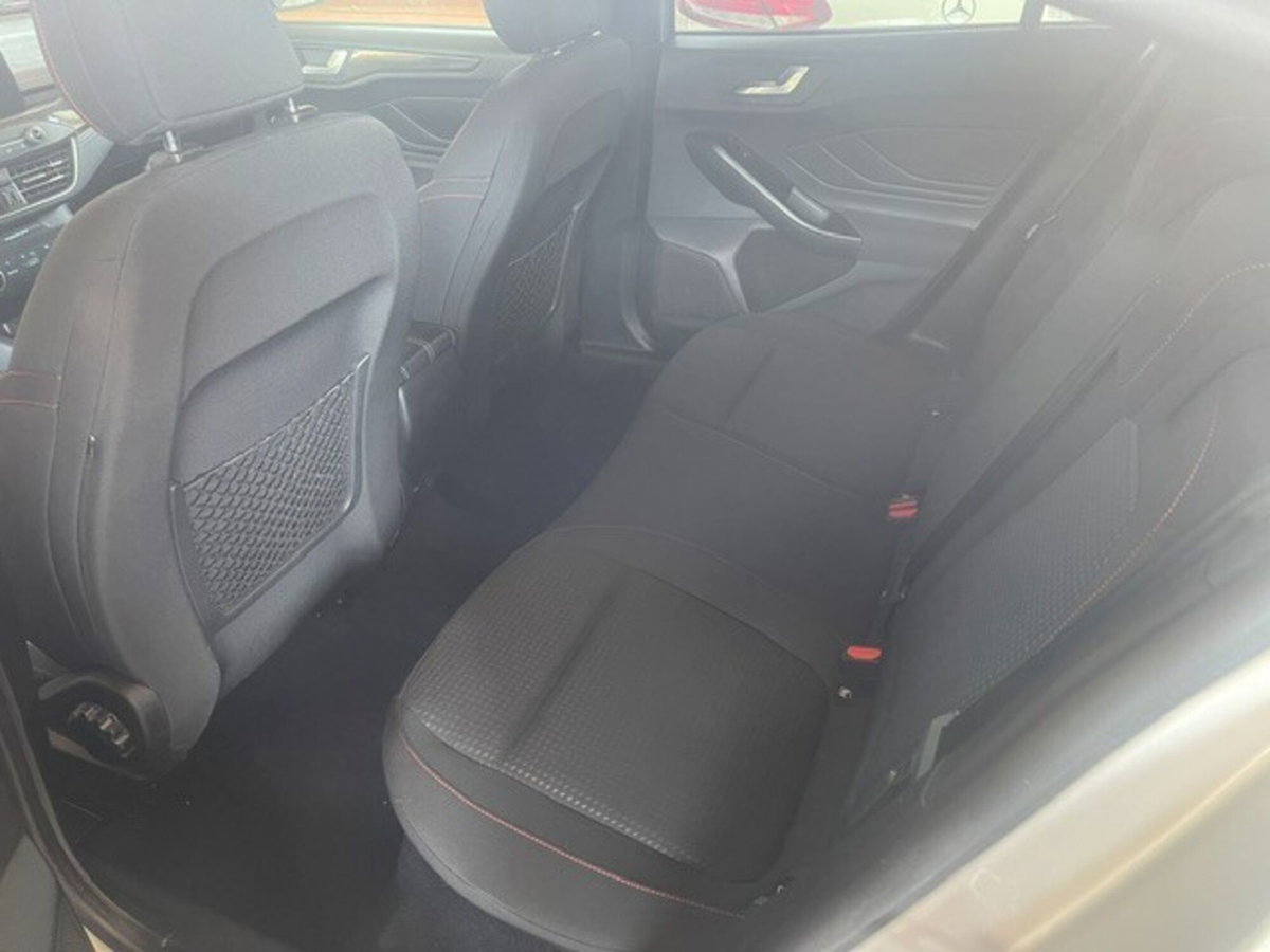 Ford Focus 1.0 EcoBoost 125 CV 5p. ST-Line (9)