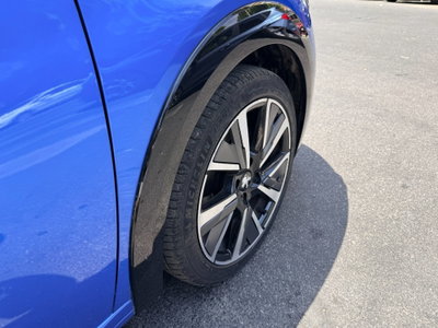 Peugeot 208 PureTech 100 Stop&Start EAT8 5 porte GT Pack (20)