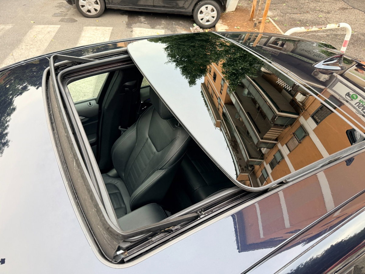 BMW X4 xDrive20i Msport (9)