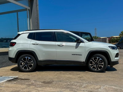 Jeep Compass 1.3 T4 190CV PHEV AT6 4xe Limited (3)