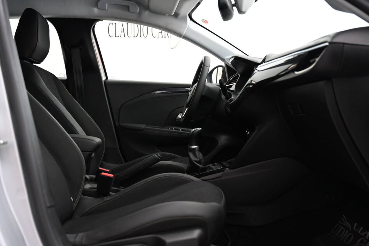 Opel Corsa 1.2 Elegance (11)
