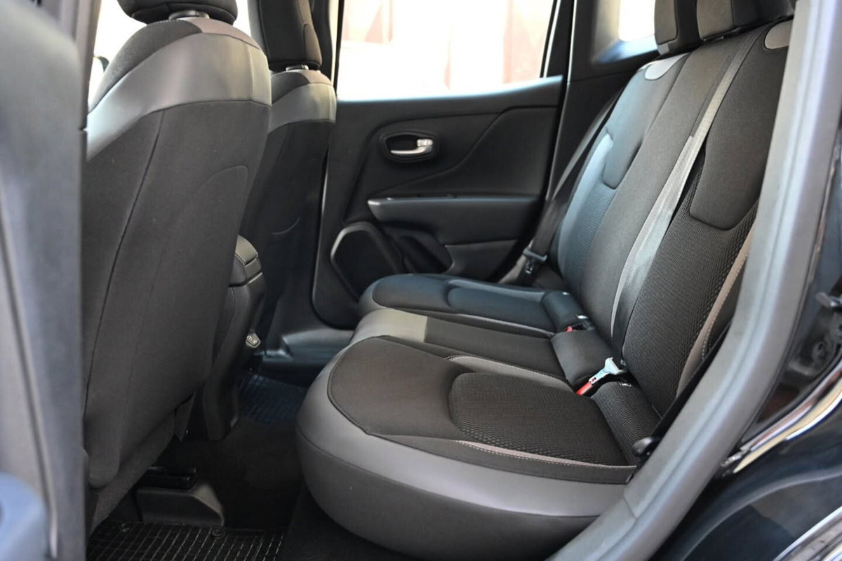 Jeep Renegade 1.6 Mjt 130 CV Limited (11)