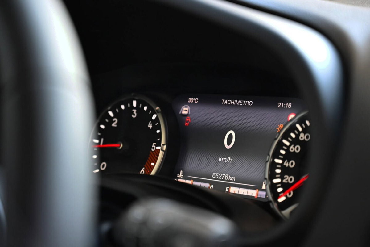 Jeep Renegade 1.6 Mjt 130 CV Limited (14)