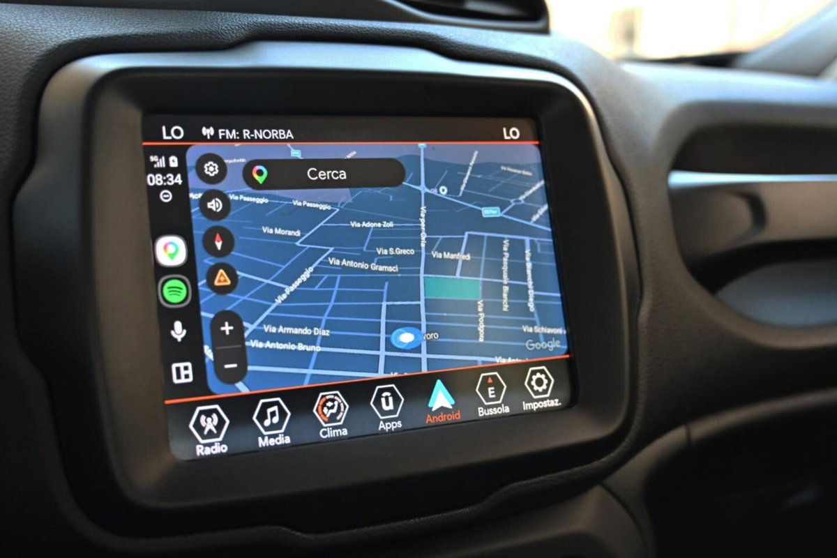 Jeep Renegade 1.6 Mjt 130 CV Limited (8)