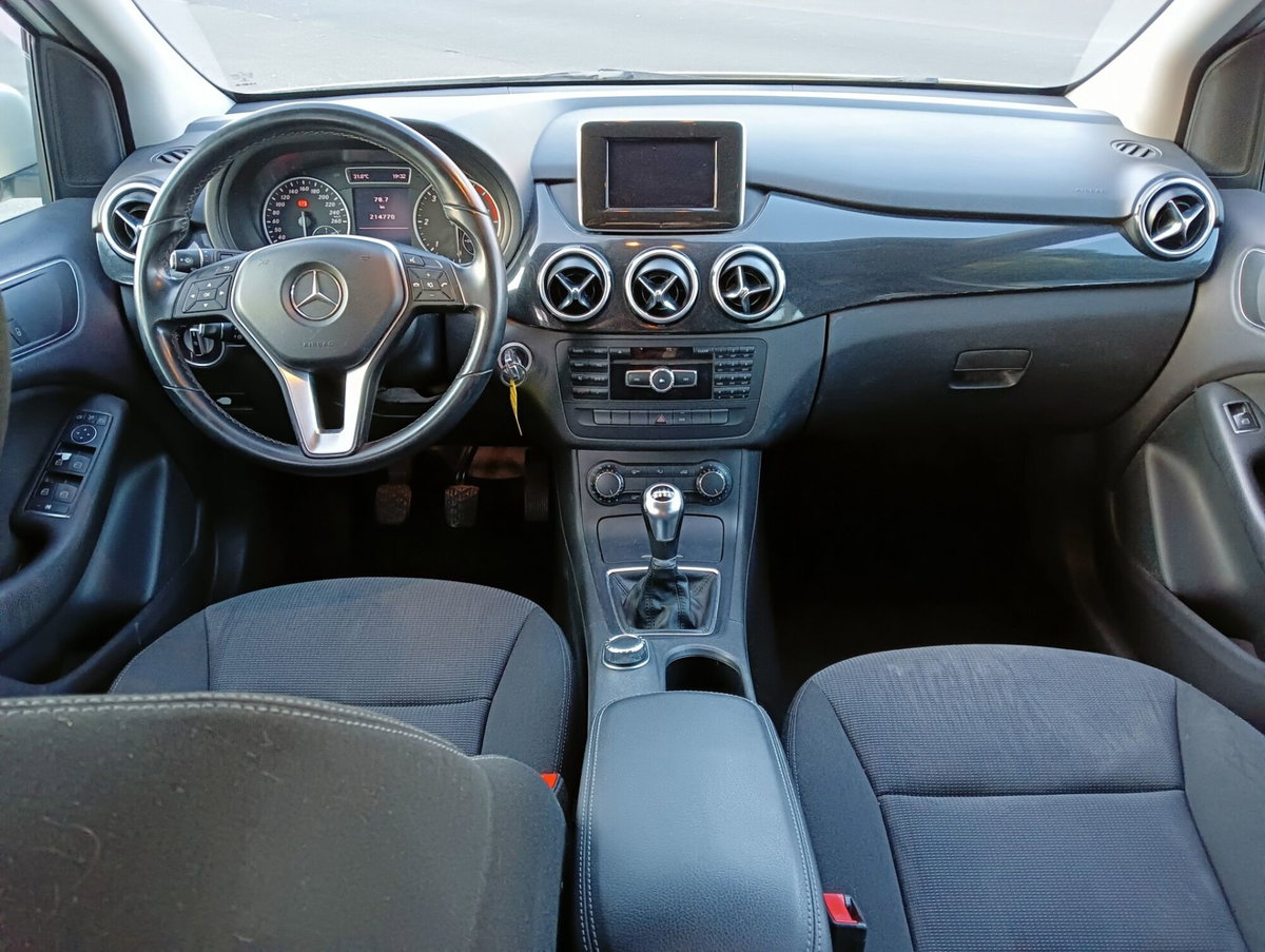 Mercedes-Benz Classe B 180 CDI Executive (11)
