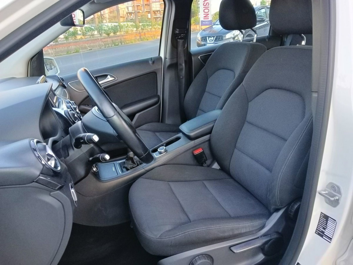 Mercedes-Benz Classe B 180 CDI Executive (8)