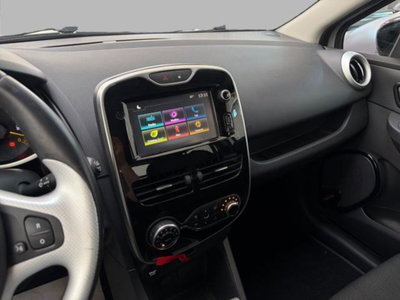 Renault Clio dCi 8V 90 CV EDC 5 porte Duel2 (10)