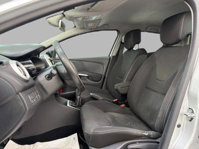 Renault Clio dCi 8V 90 CV EDC 5 porte Duel2 (12)