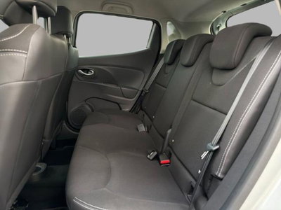 Renault Clio dCi 8V 90 CV EDC 5 porte Duel2 (13)