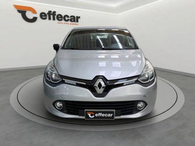Renault Clio dCi 8V 90 CV EDC 5 porte Duel2 (2)