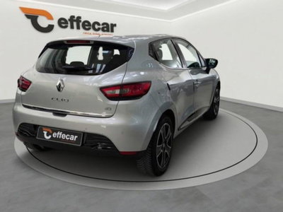 Renault Clio dCi 8V 90 CV EDC 5 porte Duel2 (6)