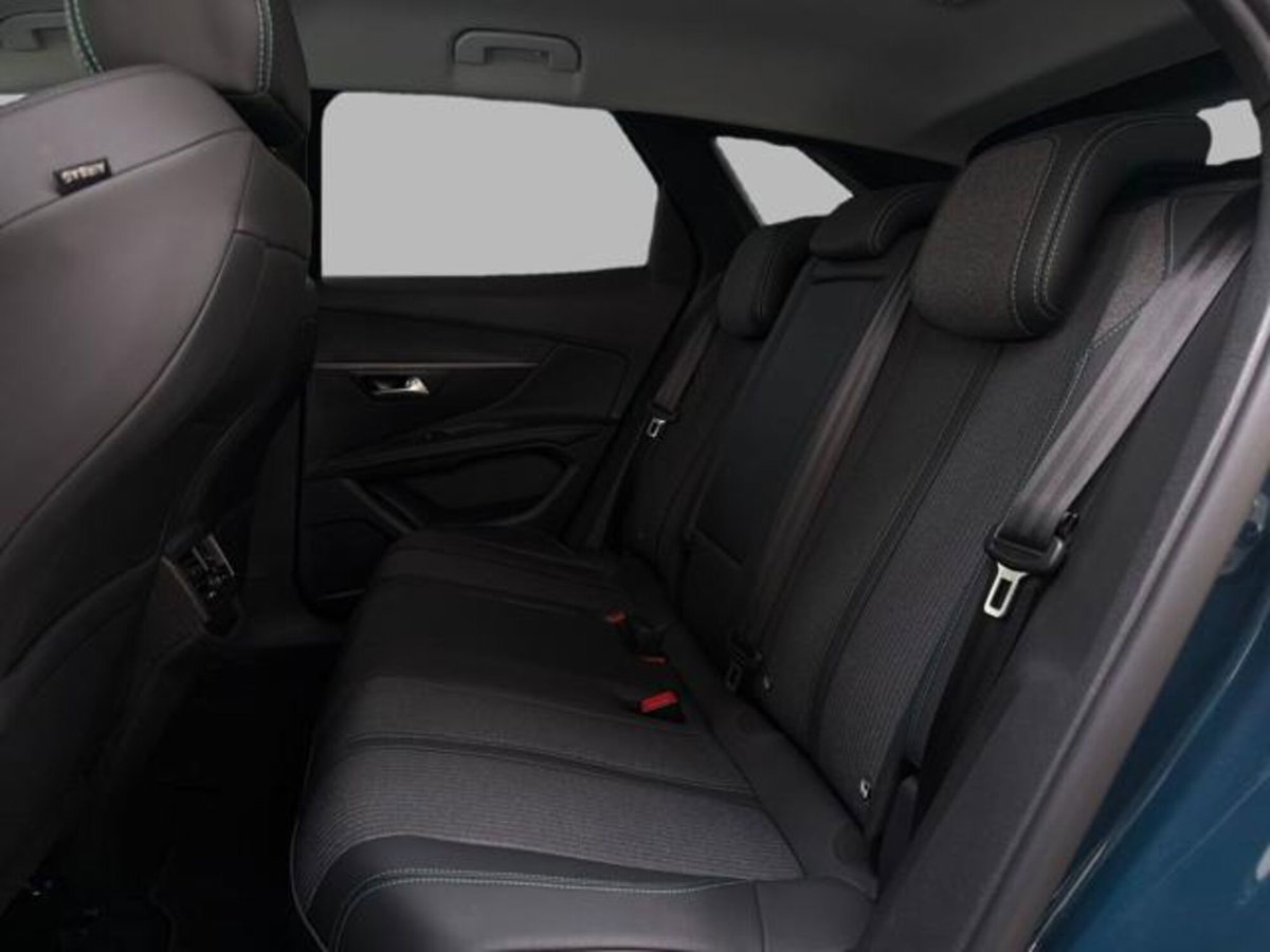 Peugeot 3008 BlueHDi 130 S&S Business (13)
