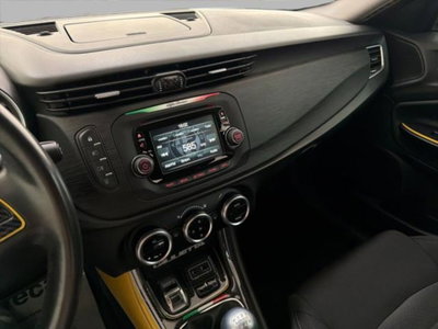 Alfa Romeo Giulietta 1.6 JTDm Super 120cv (9)