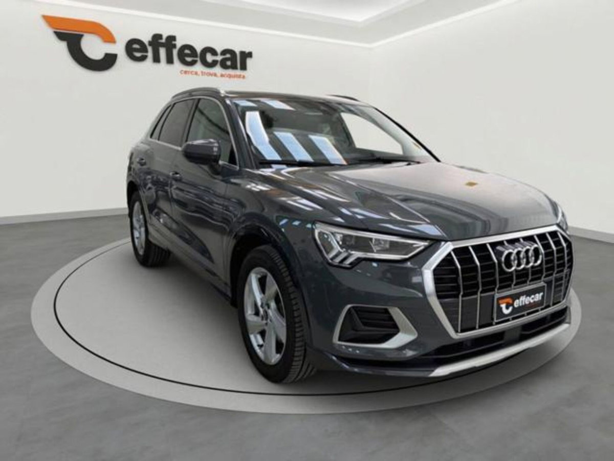 Audi Q3 35 TDI quattro S tronic Business (3)