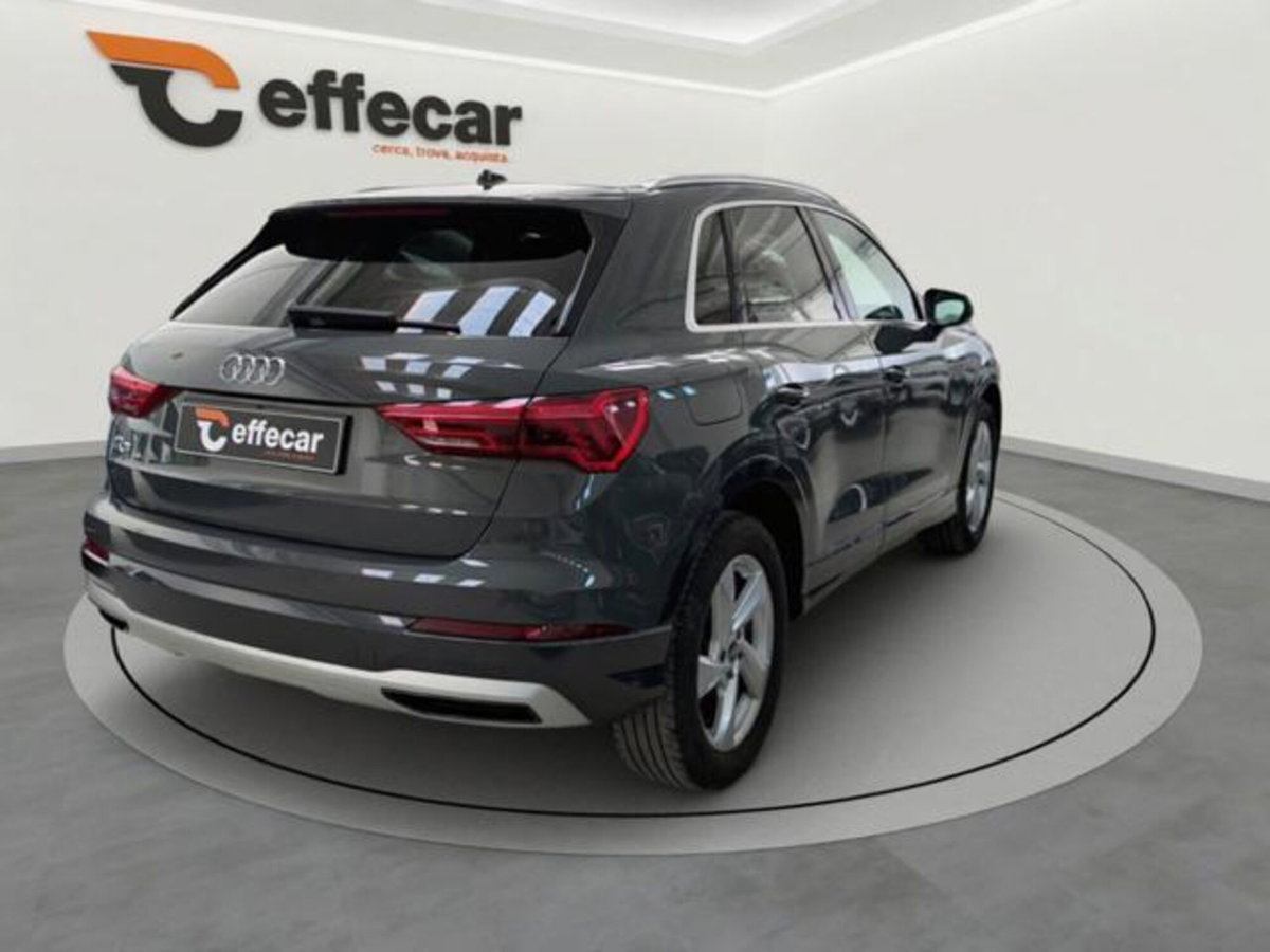 Audi Q3 35 TDI quattro S tronic Business (6)
