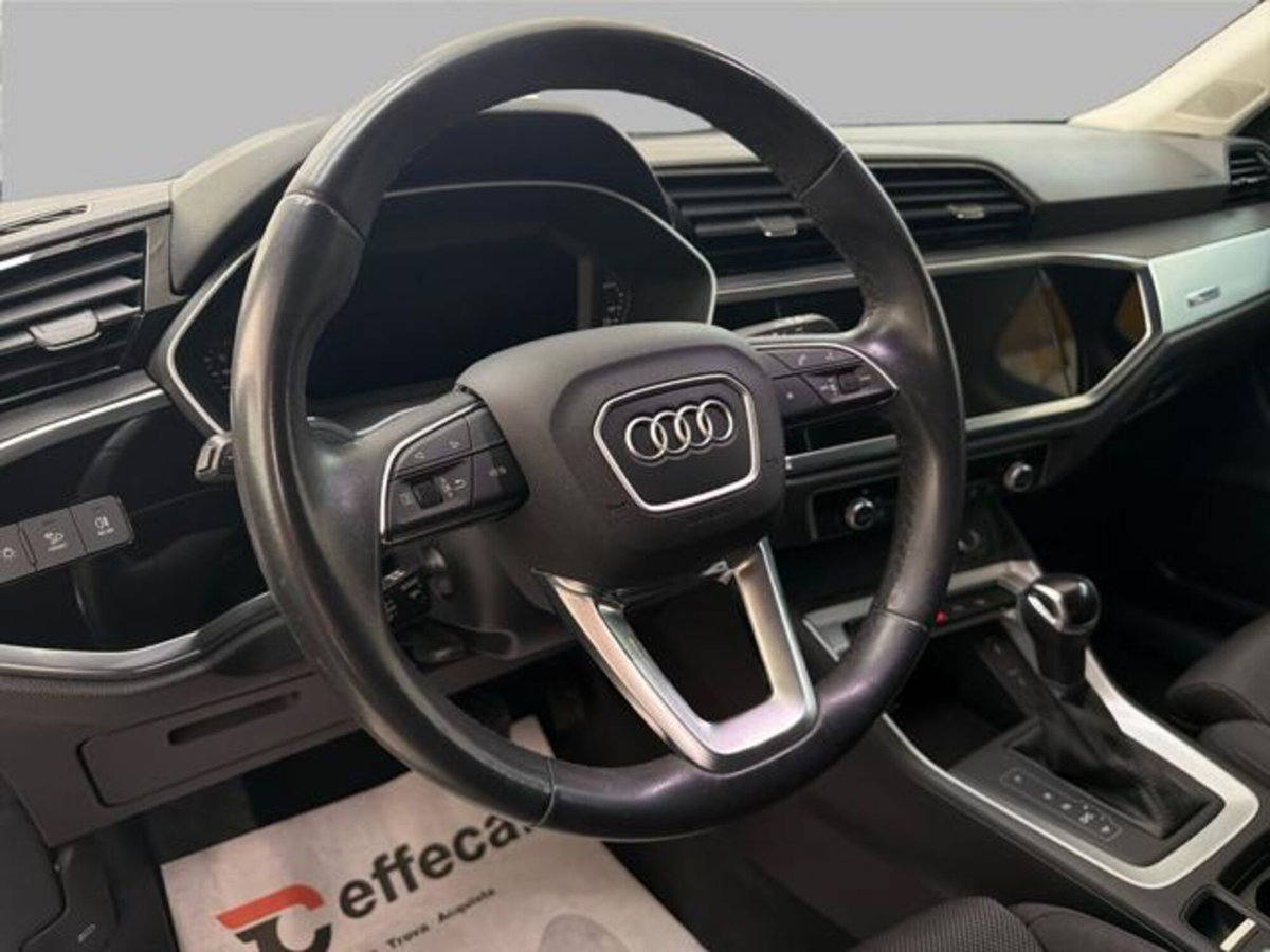 Audi Q3 35 TDI quattro S tronic Business (8)