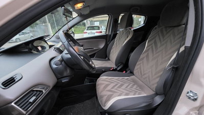 Lancia Ypsilon 1.3 MJT 16V 95 CV 5 porte S&S Platinum (9)