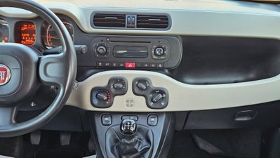 Fiat Panda 1.3 MJT 95 CV S&S Lounge (15)