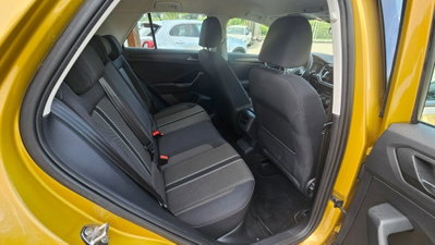 Volkswagen T-Roc 1.6 TDI SCR Business BlueMotion Technology (13)