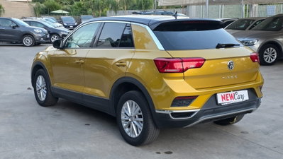 Volkswagen T-Roc 1.6 TDI SCR Business BlueMotion Technology (8)