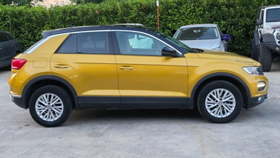 Volkswagen T-Roc 1.6 TDI SCR Business BlueMotion Technology (9)