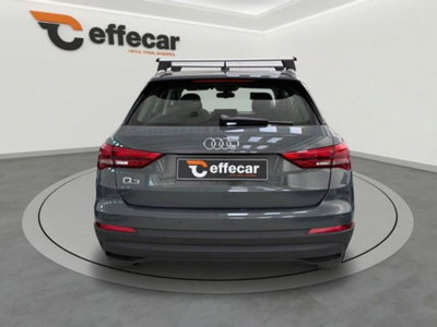 Audi Q3 35 TDI quattro S tronic Business (5)