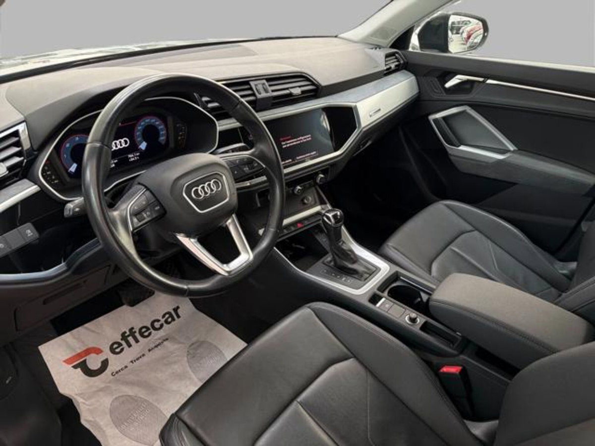Audi Q3 35 TDI quattro S tronic Business (7)