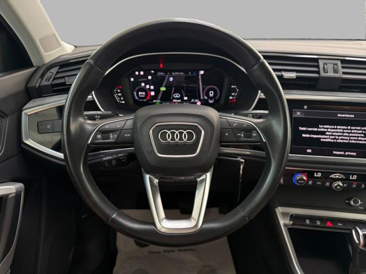 Audi Q3 35 TDI quattro S tronic Business (8)