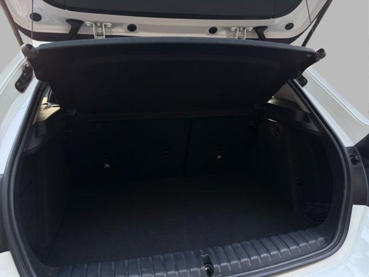 BMW Serie 1 116d 2.0 116CV cat 5 porte Attiva DPF (14)