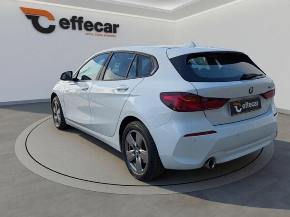 BMW Serie 1 116d 2.0 116CV cat 5 porte Attiva DPF (4)
