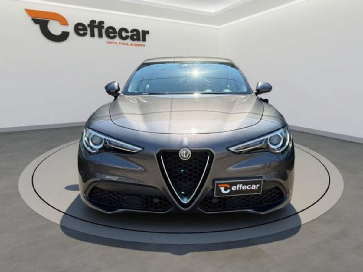 Alfa Romeo Stelvio Stelvio 2.2 Turbodiesel 160 CV AT8 RWD Sprint (2)