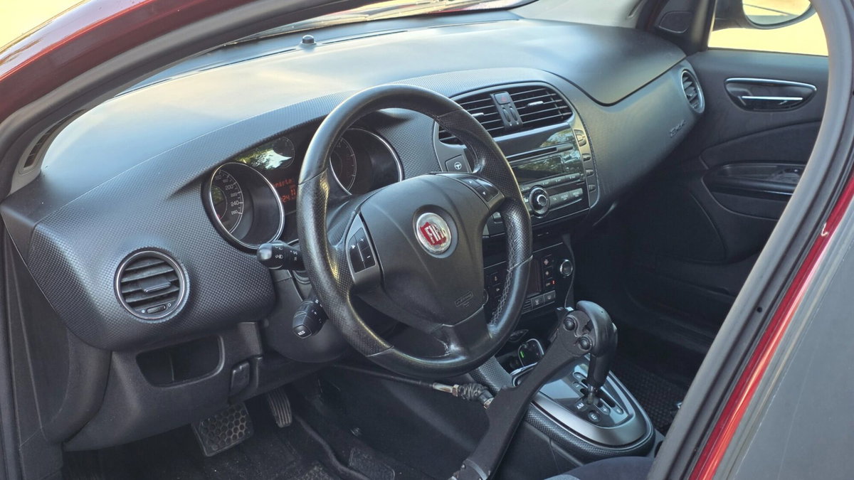 Fiat Bravo 1.6 MJT 120 CV DPF Emotion (8)